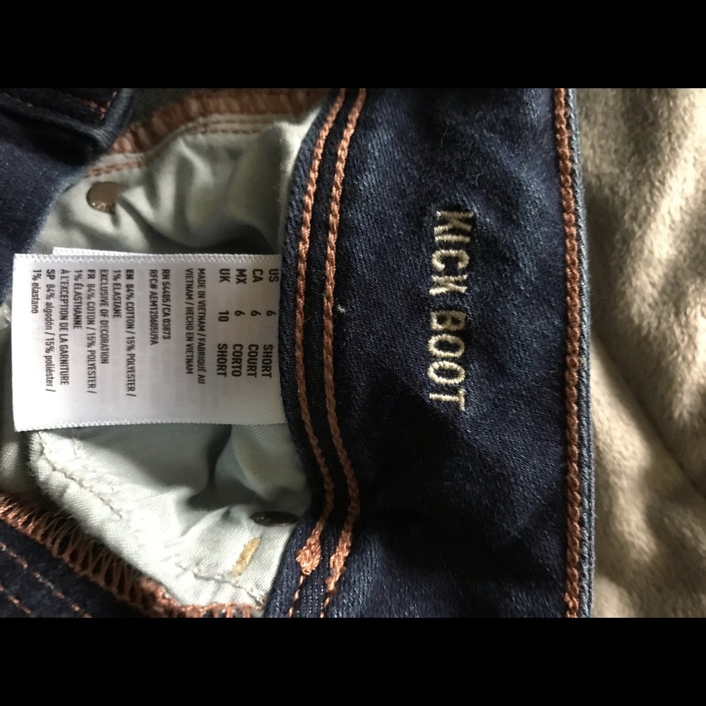 Jeans - Picture 2 of 4